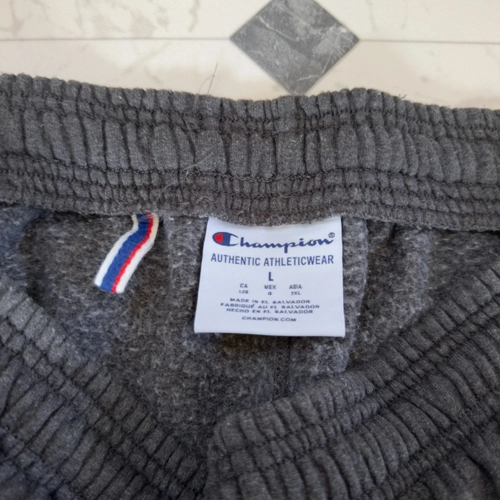 Champion classic authentic